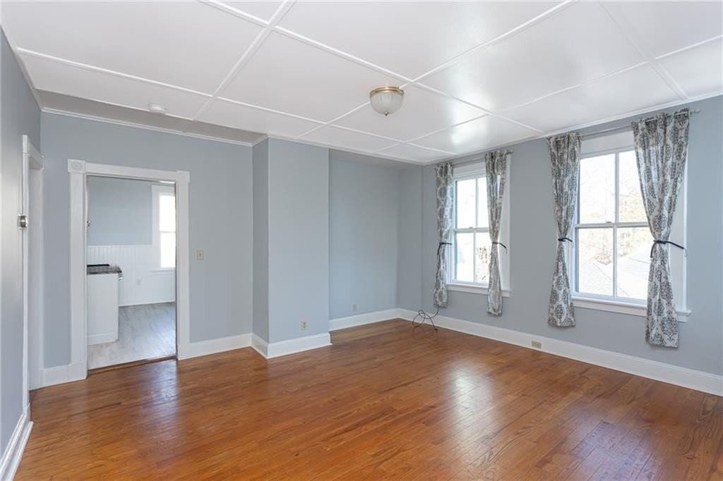 11 Newport Ave #2 - Photo 6 of 25