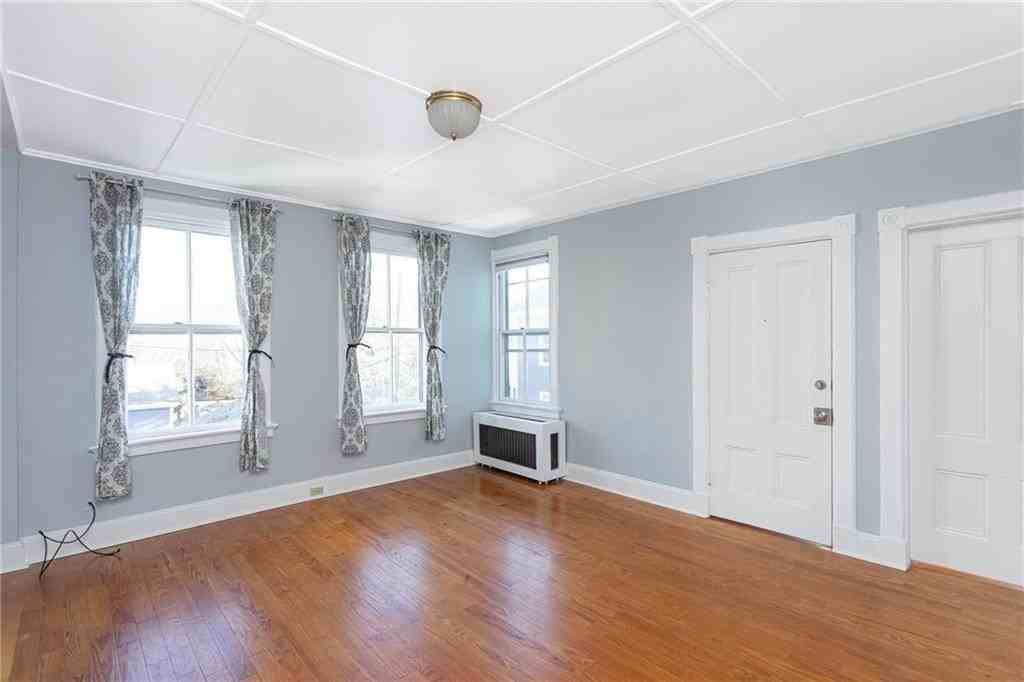 11 Newport Ave #2 - Photo 7 of 25