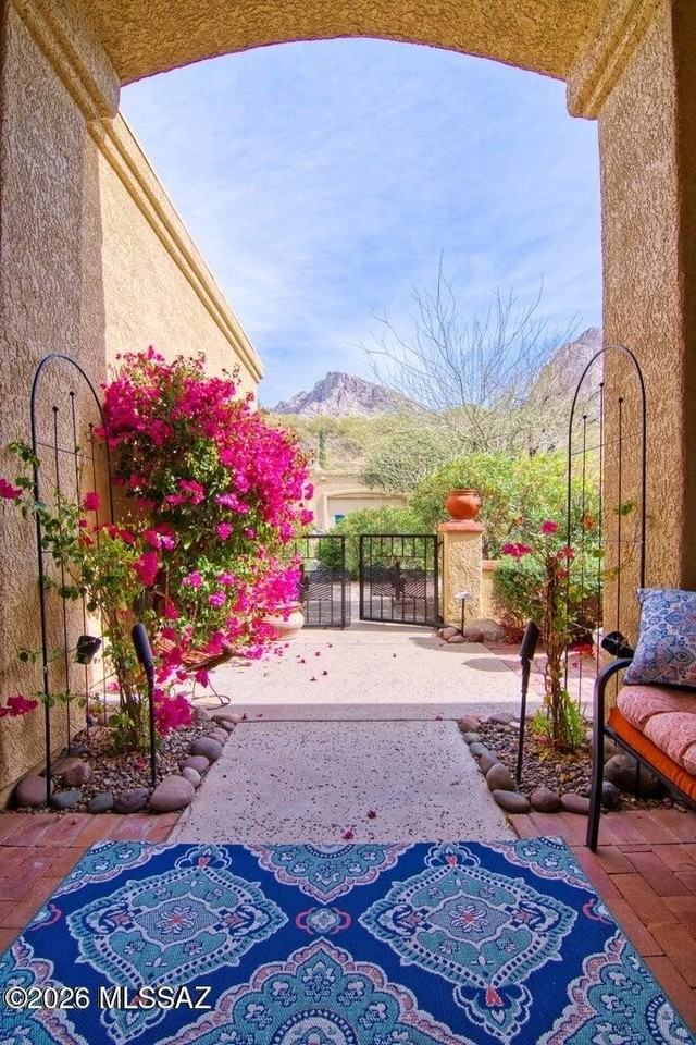 1232 E Camino Diestro - Photo 7 of 39