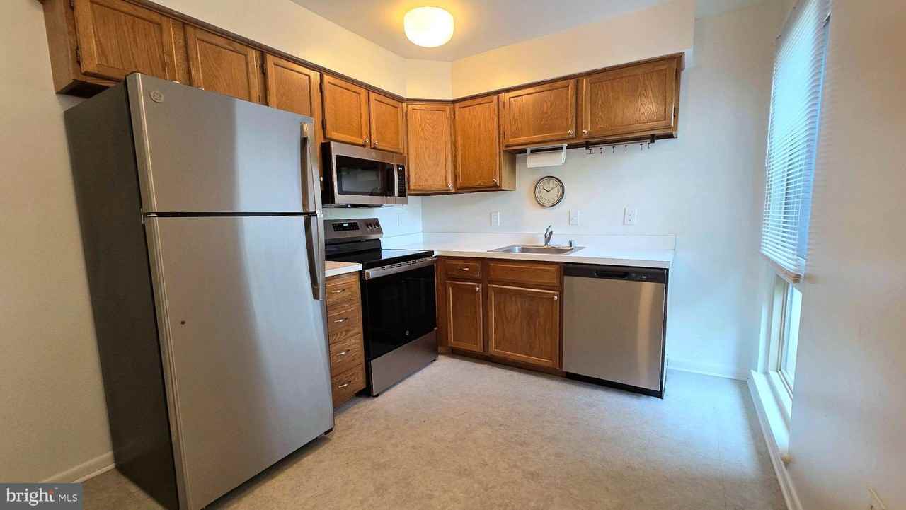 74 Gentry Ct - Photo 6 of 14