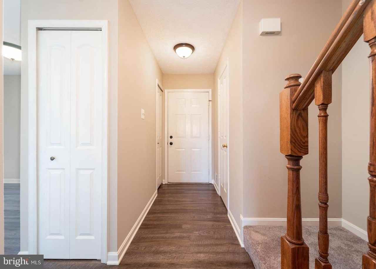 645 Realm Ct W - Photo 5 of 19
