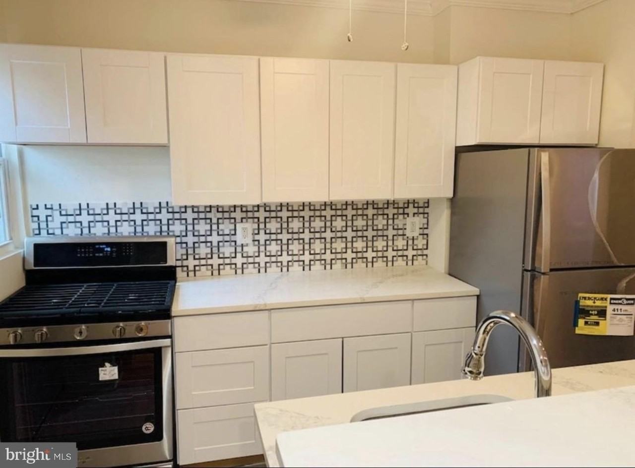 617 Montpelier St - Photo 4 of 11