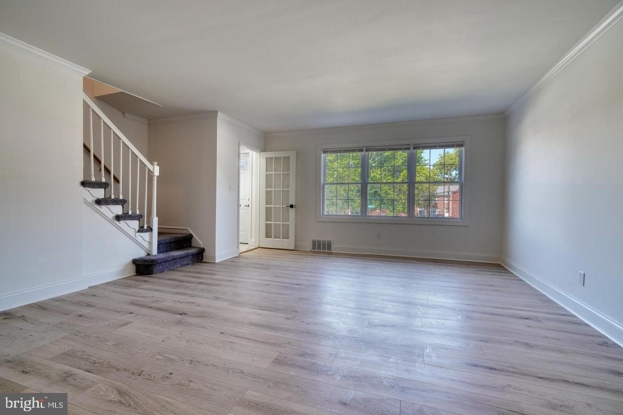 1722 Edgewood Rd - Photo 5 of 27