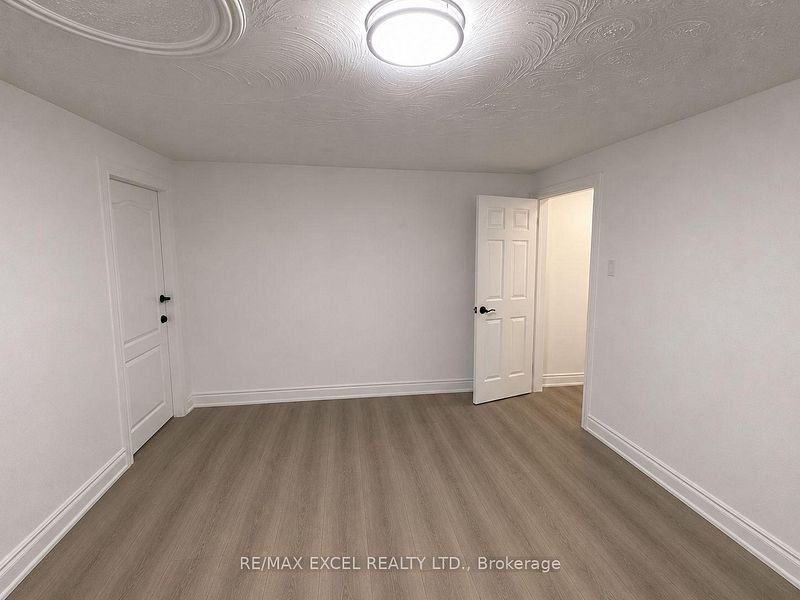 3882 Midhurst Lane - Photo 5 of 7