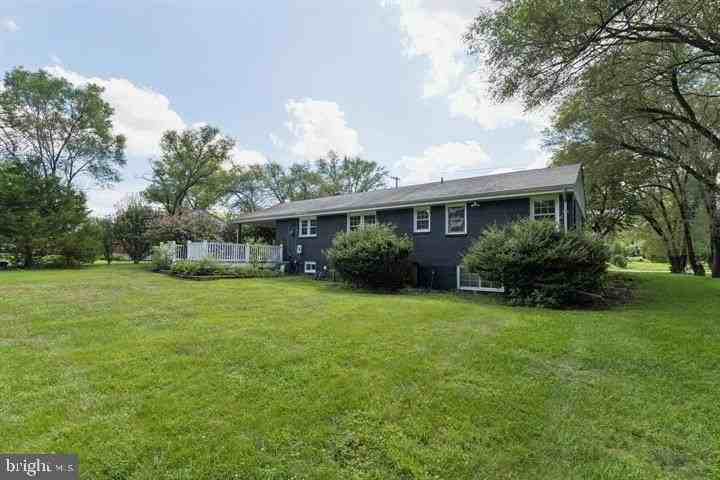 5521 Montgomery Rd - Photo 2 of 30