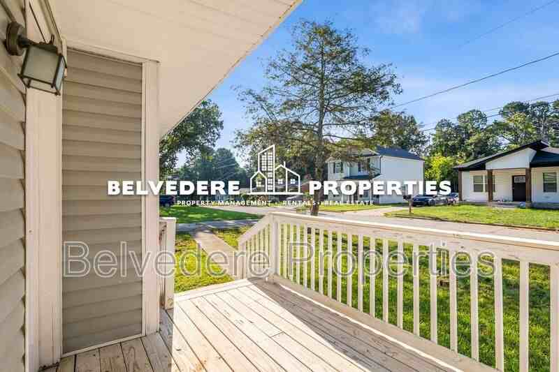 2220 Bradley St - Photo 3 of 34