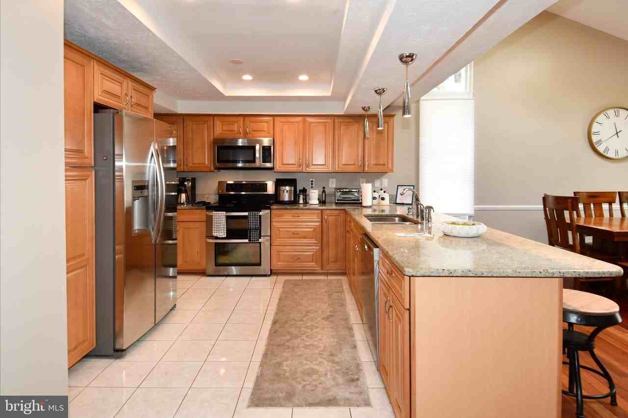 16500 Sioux Ln - Photo 6 of 44