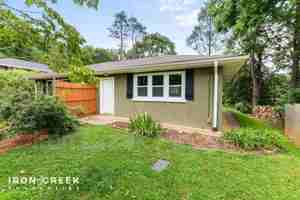featured image of 346 Cummins Rd #2