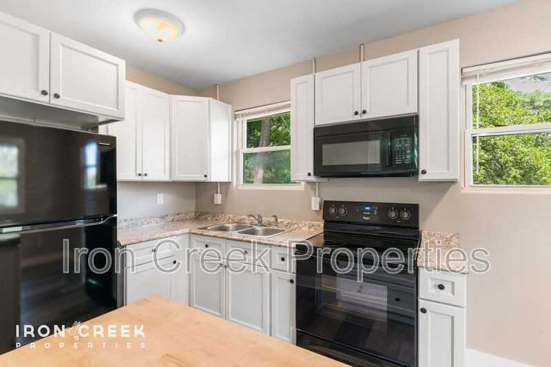 346 Cummins Rd #2 - Photo 7 of 15