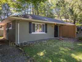 featured image of 348 Cummins Rd #2