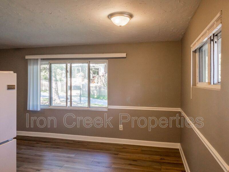 348 Cummins Rd #2 - Photo 5 of 11