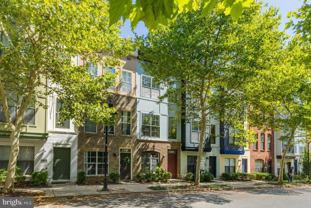 4548 Longfellow St - Photo 1 of 1