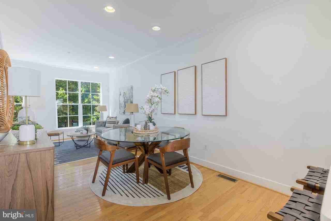 4548 Longfellow St - Photo 6 of 24