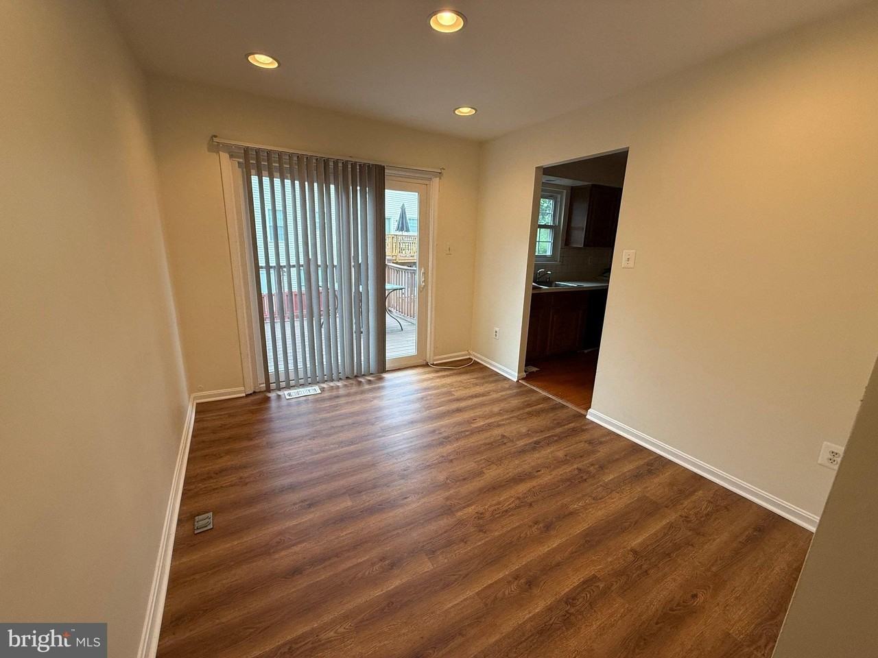 14937 London Ln - Photo 5 of 23