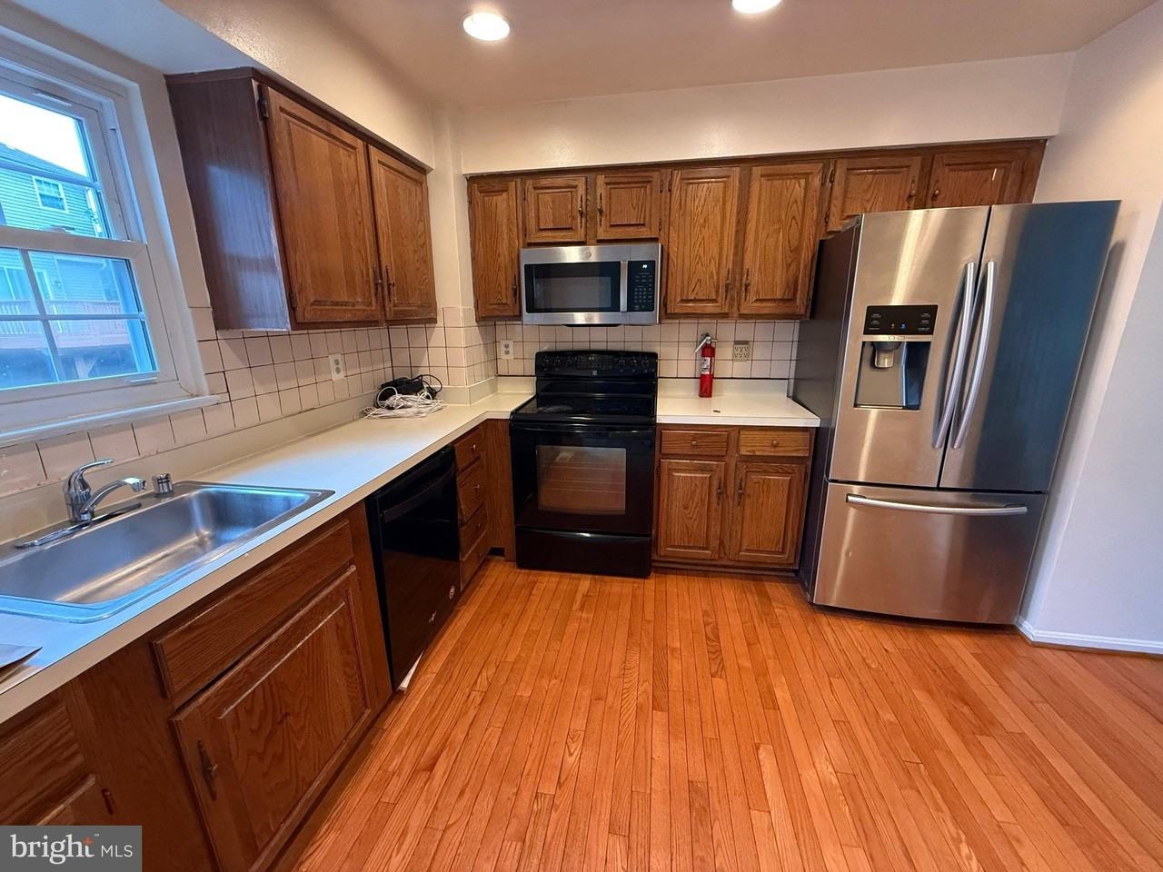 14937 London Ln - Photo 6 of 23