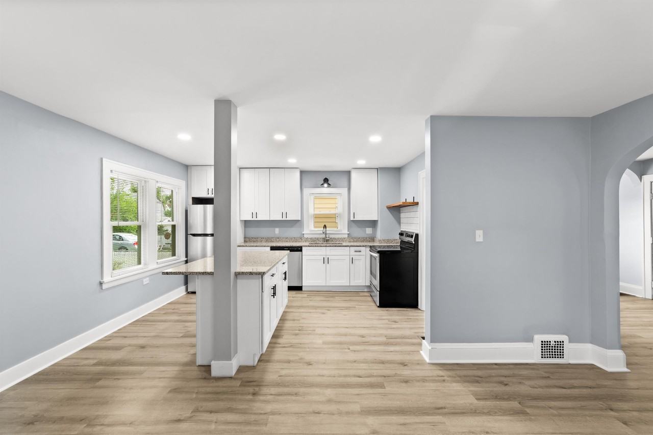 11100 Thrush Ave #1 - Photo 6 of 24