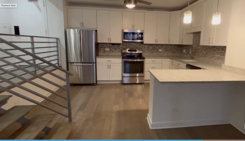 816 N Dearborn St #418 - Photo 2 of 10