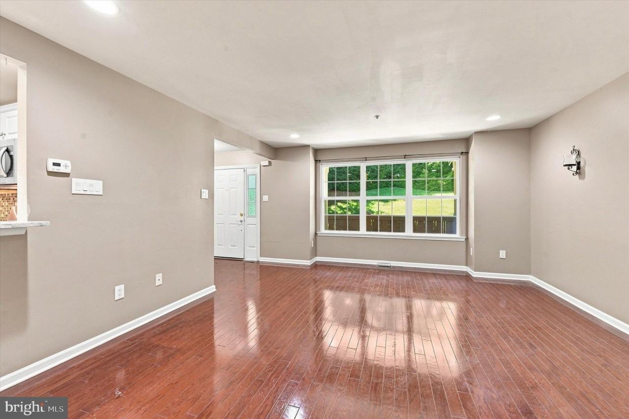 278 Flagstone Rd #3 - Photo 4 of 22