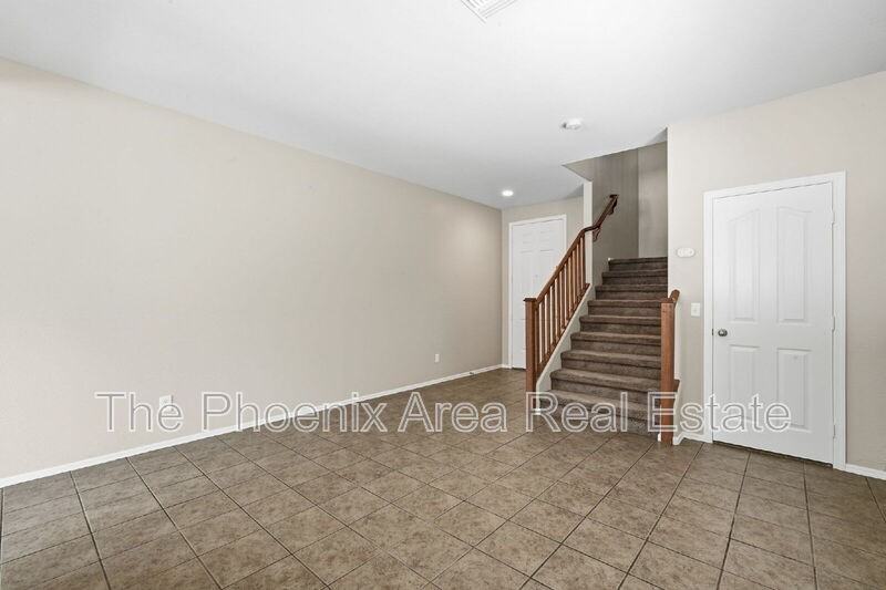 785 E Desert Moon Trl - Photo 4 of 47