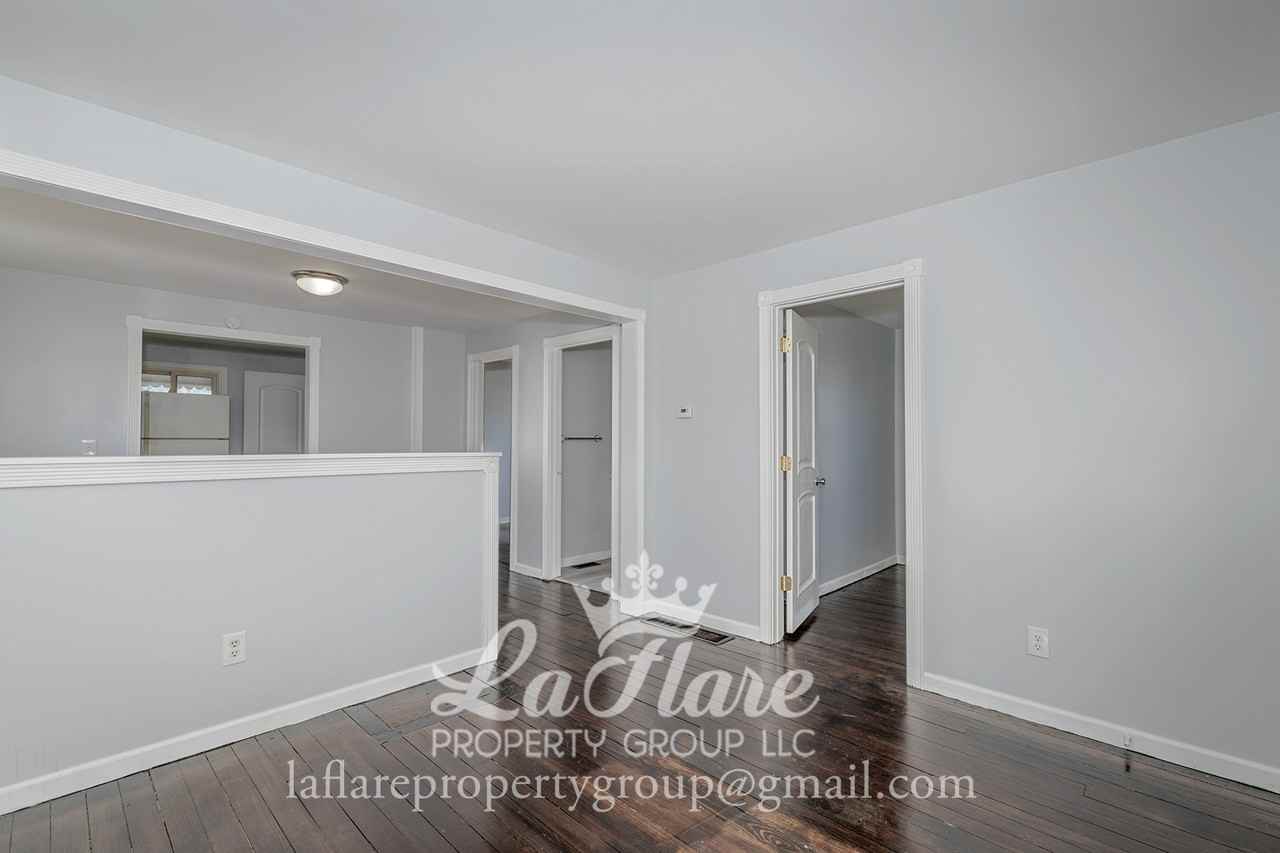 5313 307th St #1 - Photo 6 of 19