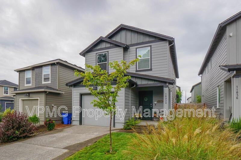 10932 Ne 127th Ave - Photo 3 of 33