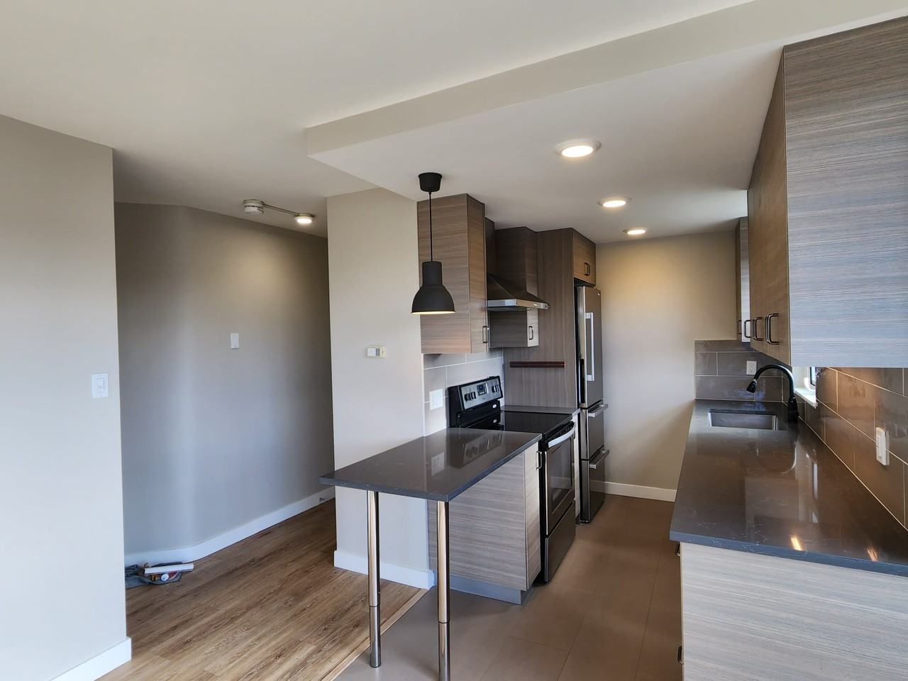 1550 West 10th Avenue #305 - Photo 2 of 16