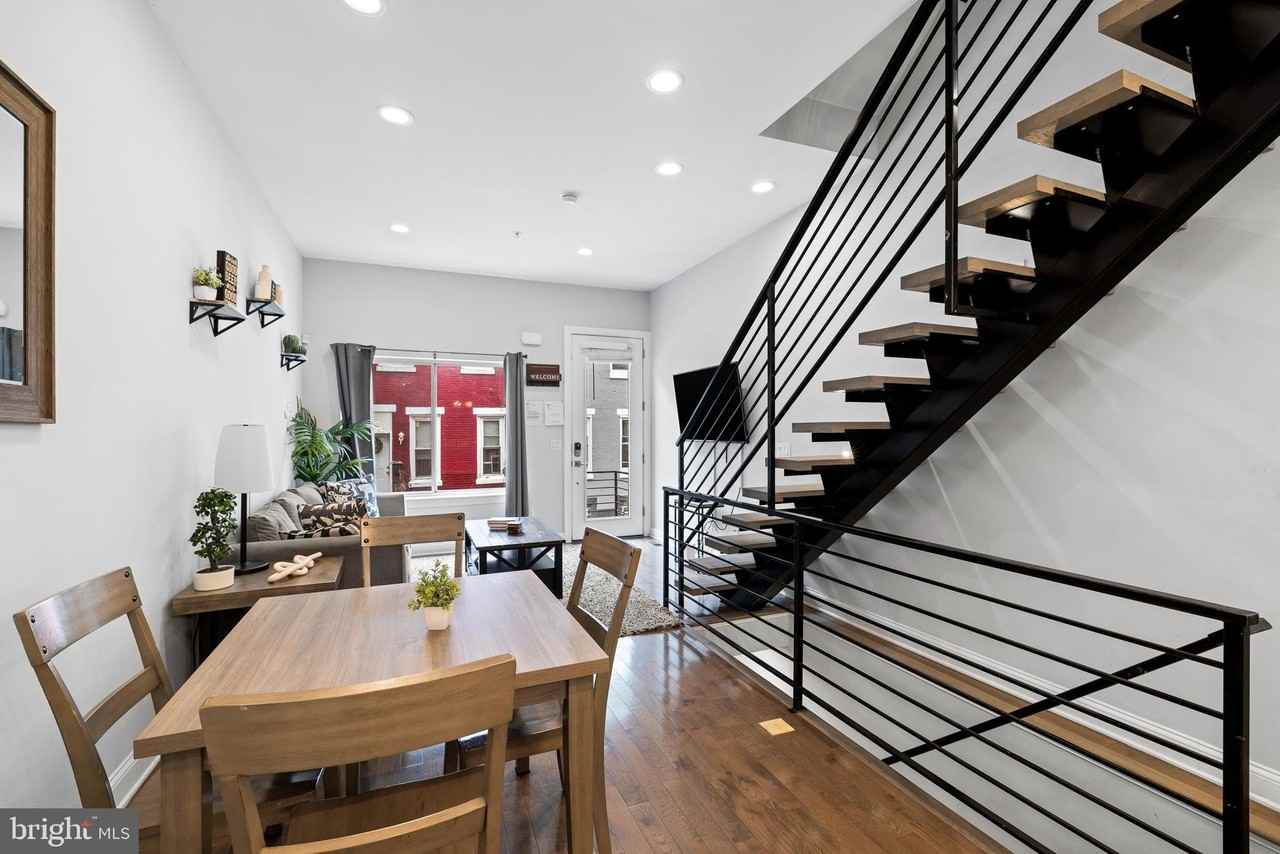 1535 S Capitol St - Photo 5 of 31