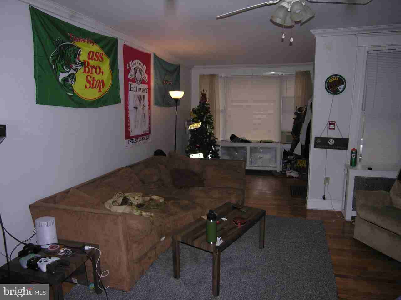 577 Green Ln - Photo 6 of 7