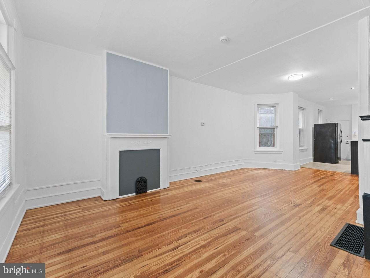 1618 S 54th St - Photo 6 of 26