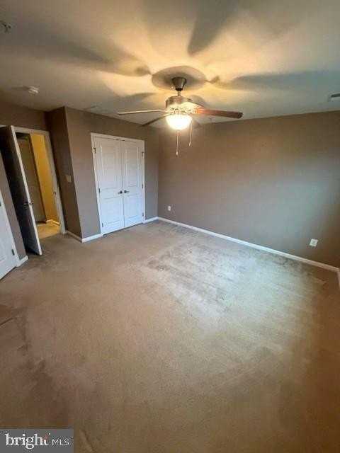 48 S Center St - Photo 4 of 10