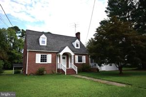 featured image of 133 Maury Ave