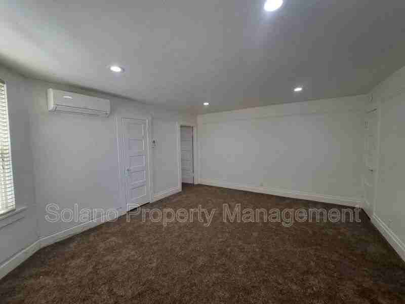 100 Luzena Ave #100 - Photo 2 of 12