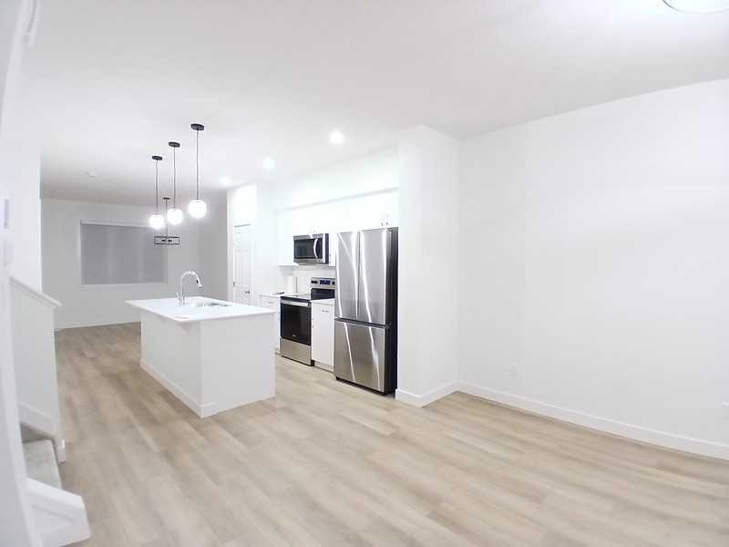 5114 Kinney Way Sw - Photo 3 of 27