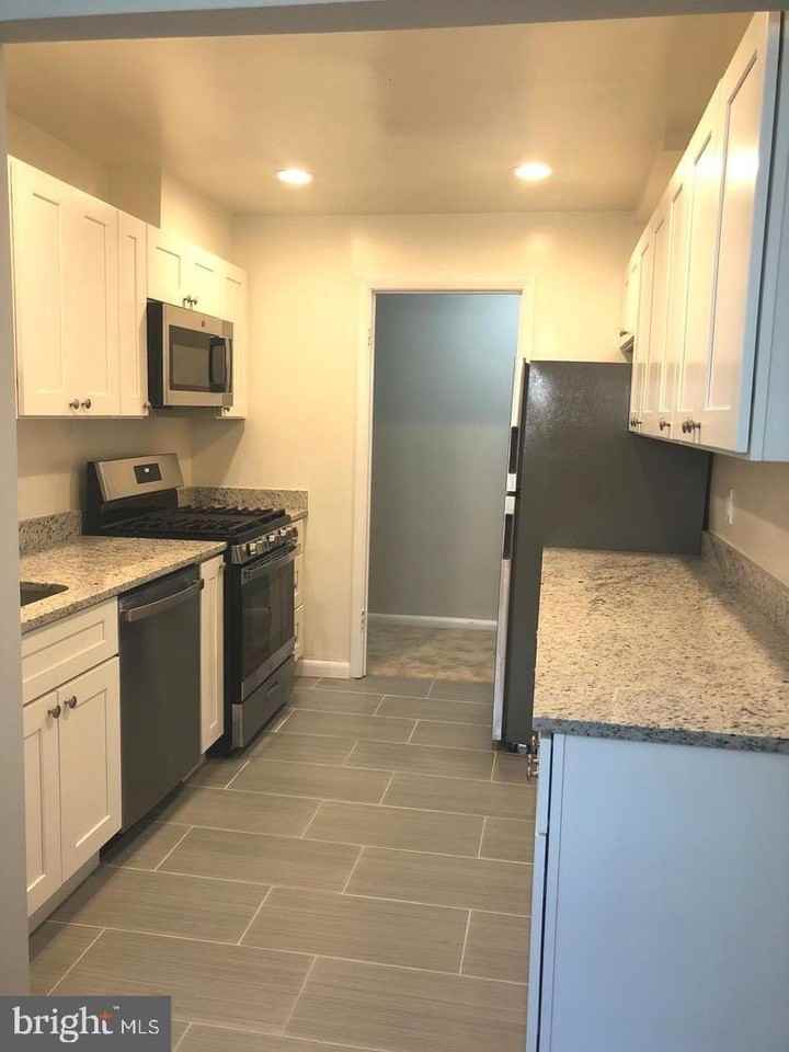 1931 Wilson Ln #T3 - Photo 2 of 16