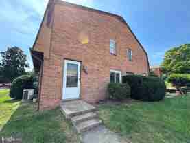 9503 Hagel Cir #01D - Photo 1 of 1