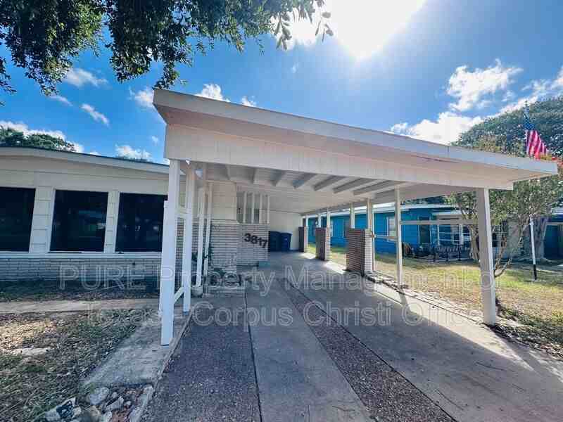 3817 Lamont St - Photo 4 of 6