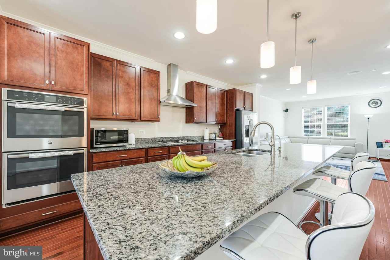 21523 Willow Breeze Sq - Photo 6 of 50