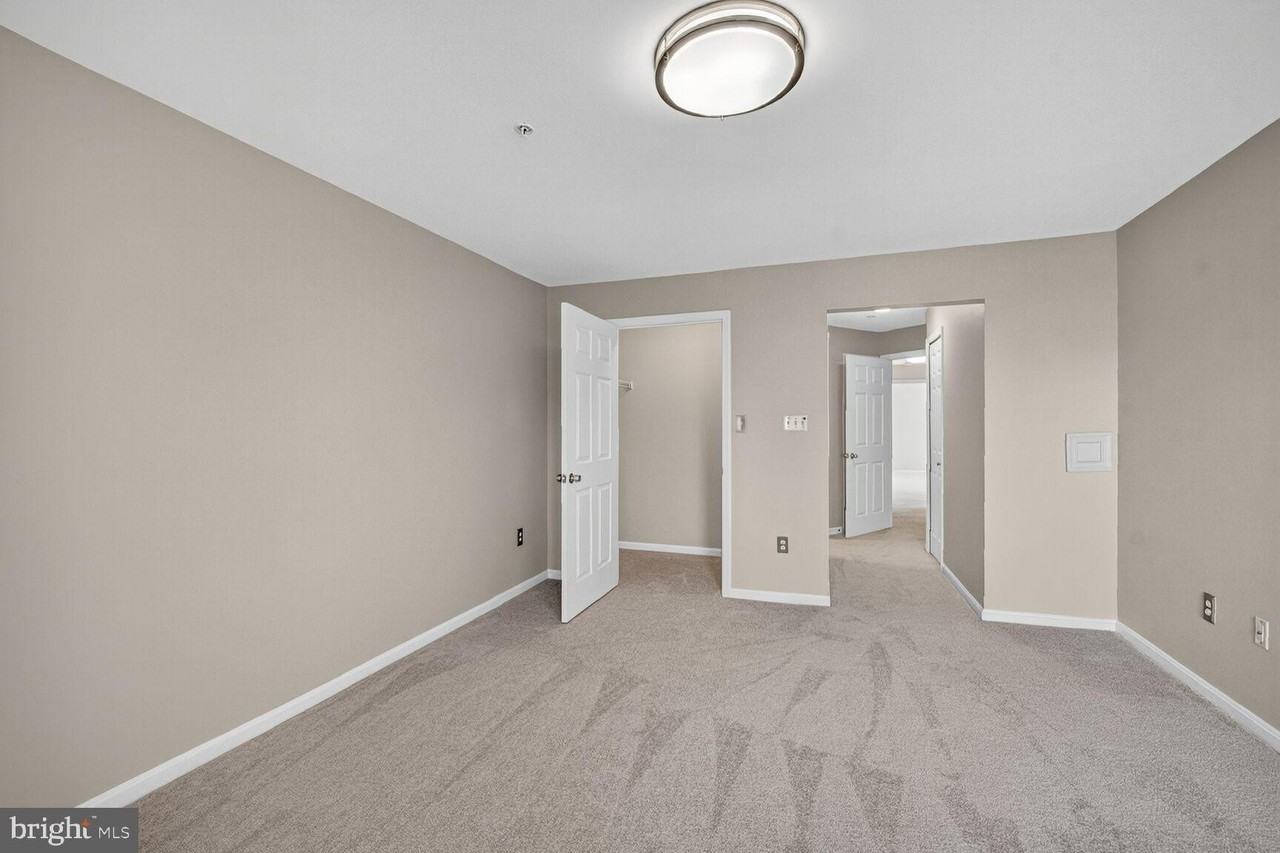 44084 Natalie Ter #301 - Photo 5 of 15