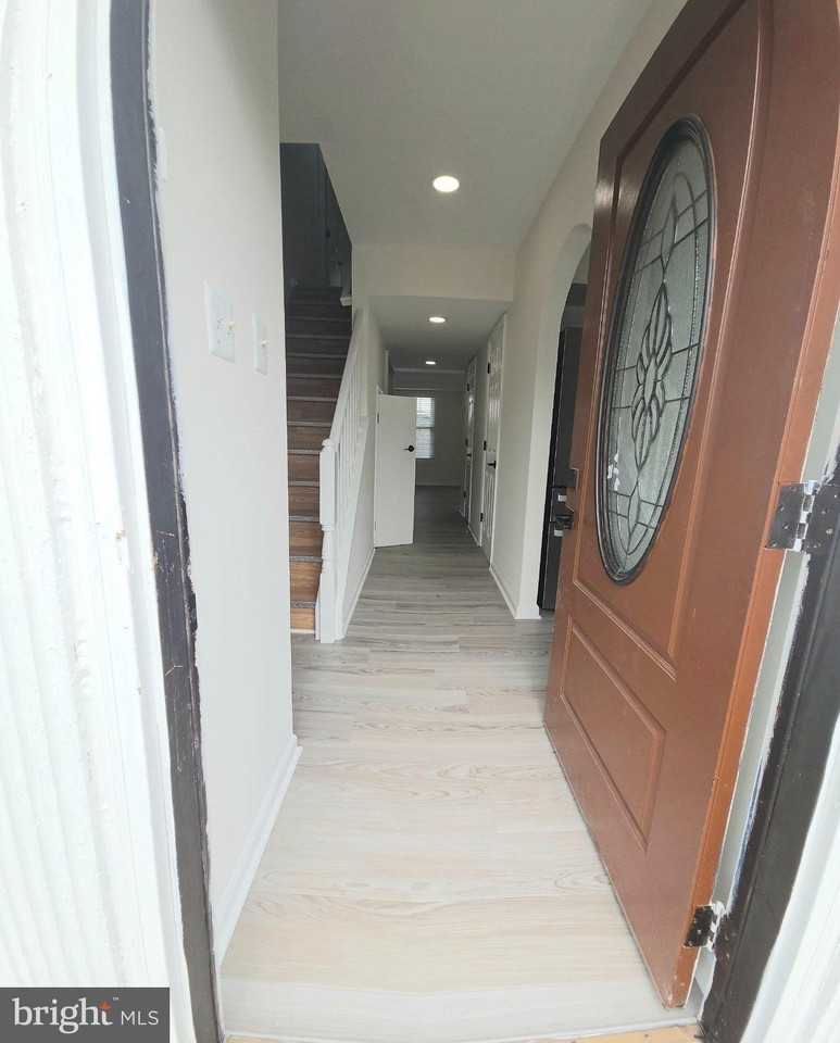 14746 Hackwood St - Photo 4 of 31