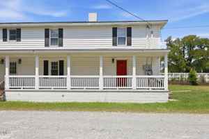 featured image of 101 E Woodall St #D