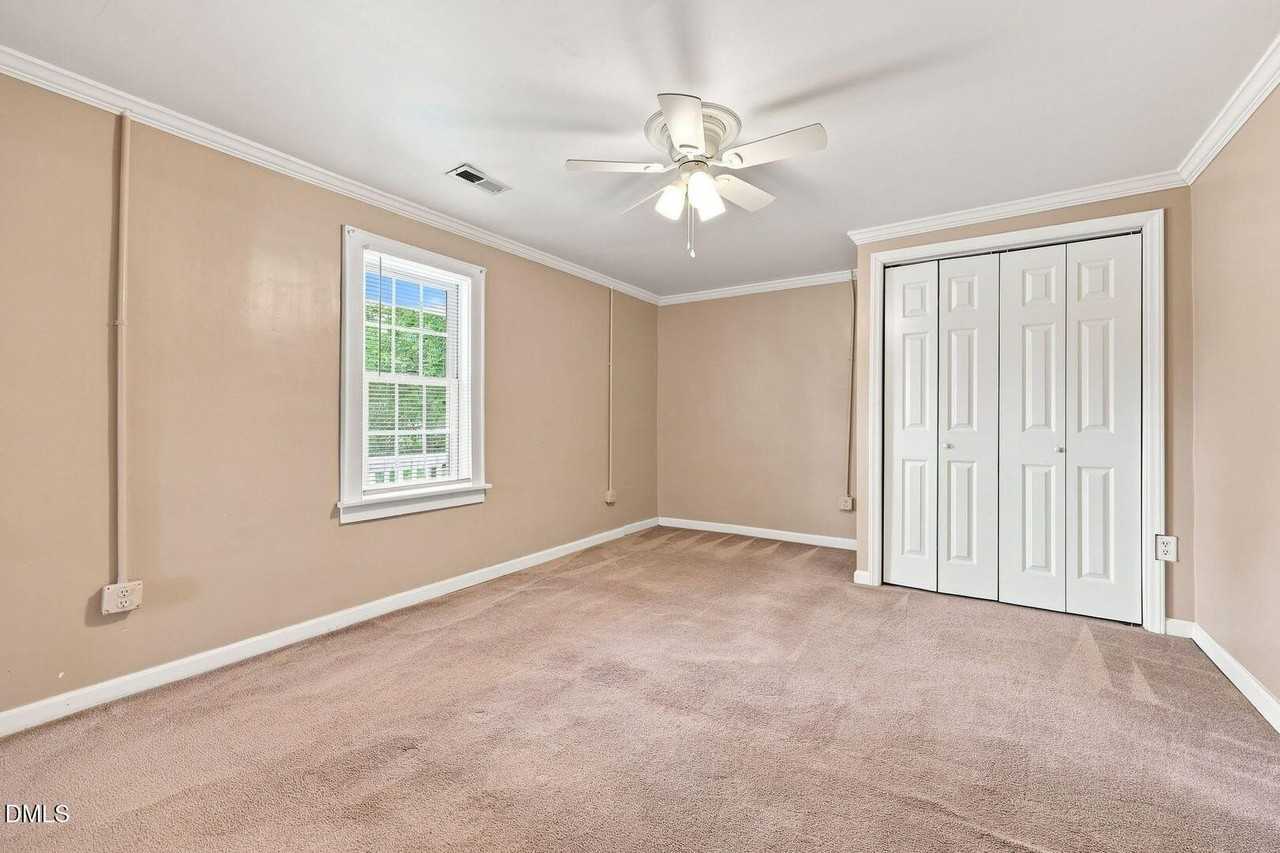 101 E Woodall St #D - Photo 2 of 29