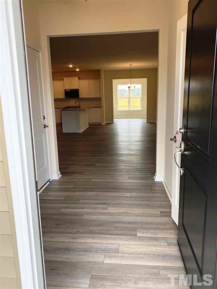 405 Vassar Dr - Photo 3 of 24