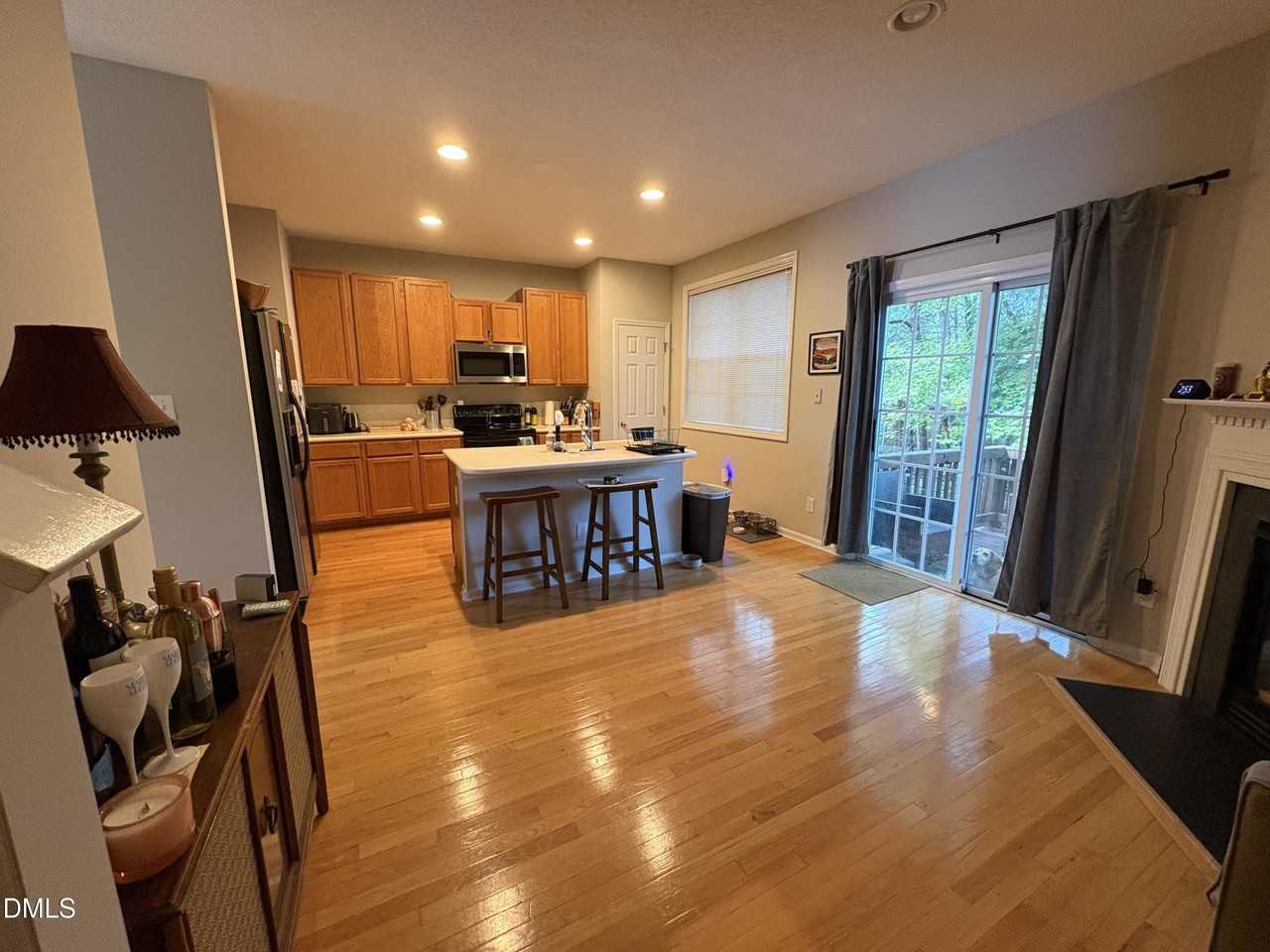 7342 Doverton Ct - Photo 5 of 17