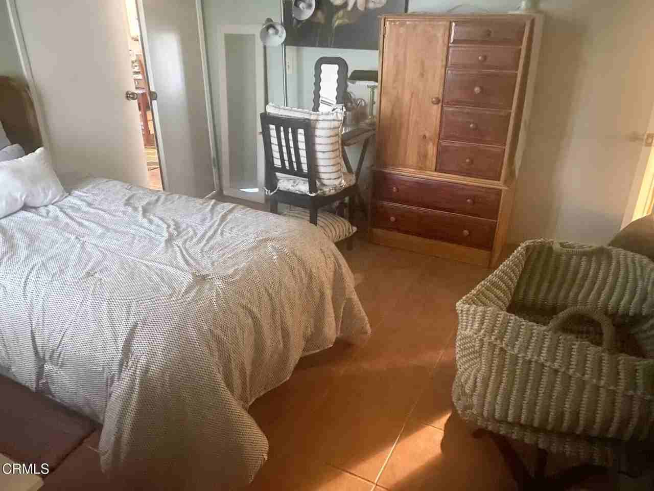 2521 Oarfish Ln - Photo 2 of 17