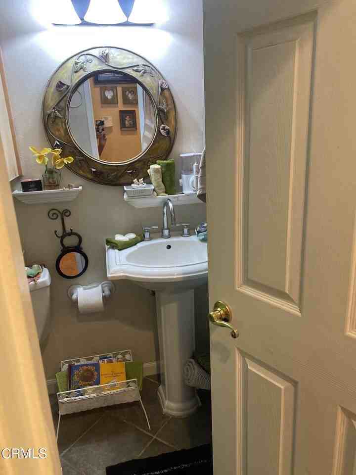 2521 Oarfish Ln - Photo 7 of 17