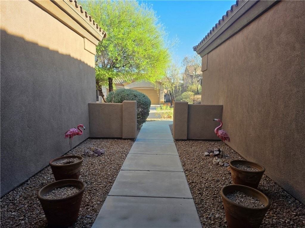 2842 Fort Silver Dr - Photo 5 of 43