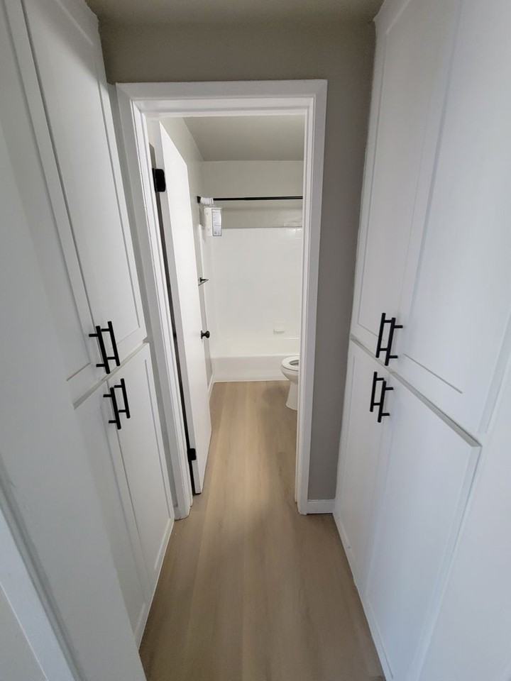 4066 Coco Ave Properties LLC - Photo 5 of 27