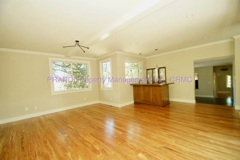 317 Montecito Ave - Photo 7 of 21