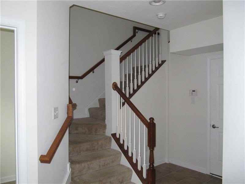 131 Lewisham Rd - Photo 4 of 14