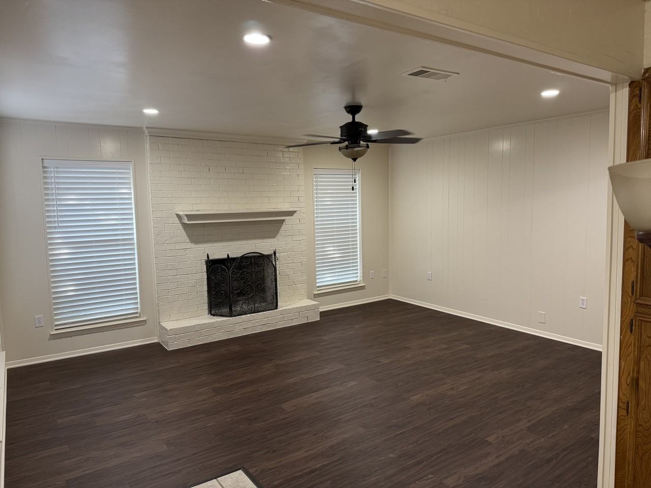 905 Bluebird Dr #905 - Photo 2 of 9